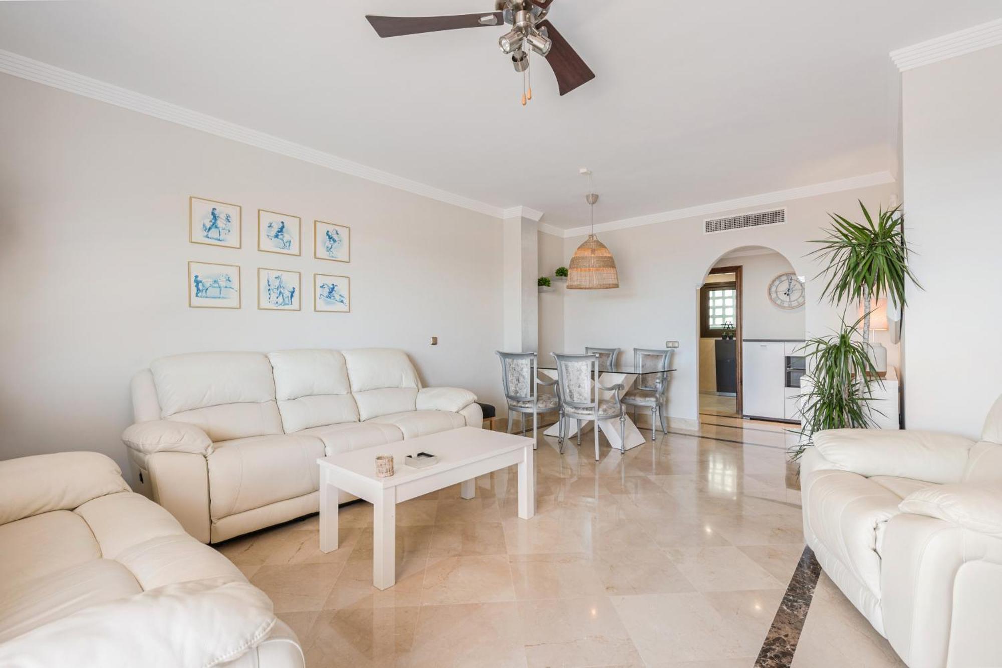 Incredible Apartment With Sea Views And Balcony Міхас Екстер'єр фото