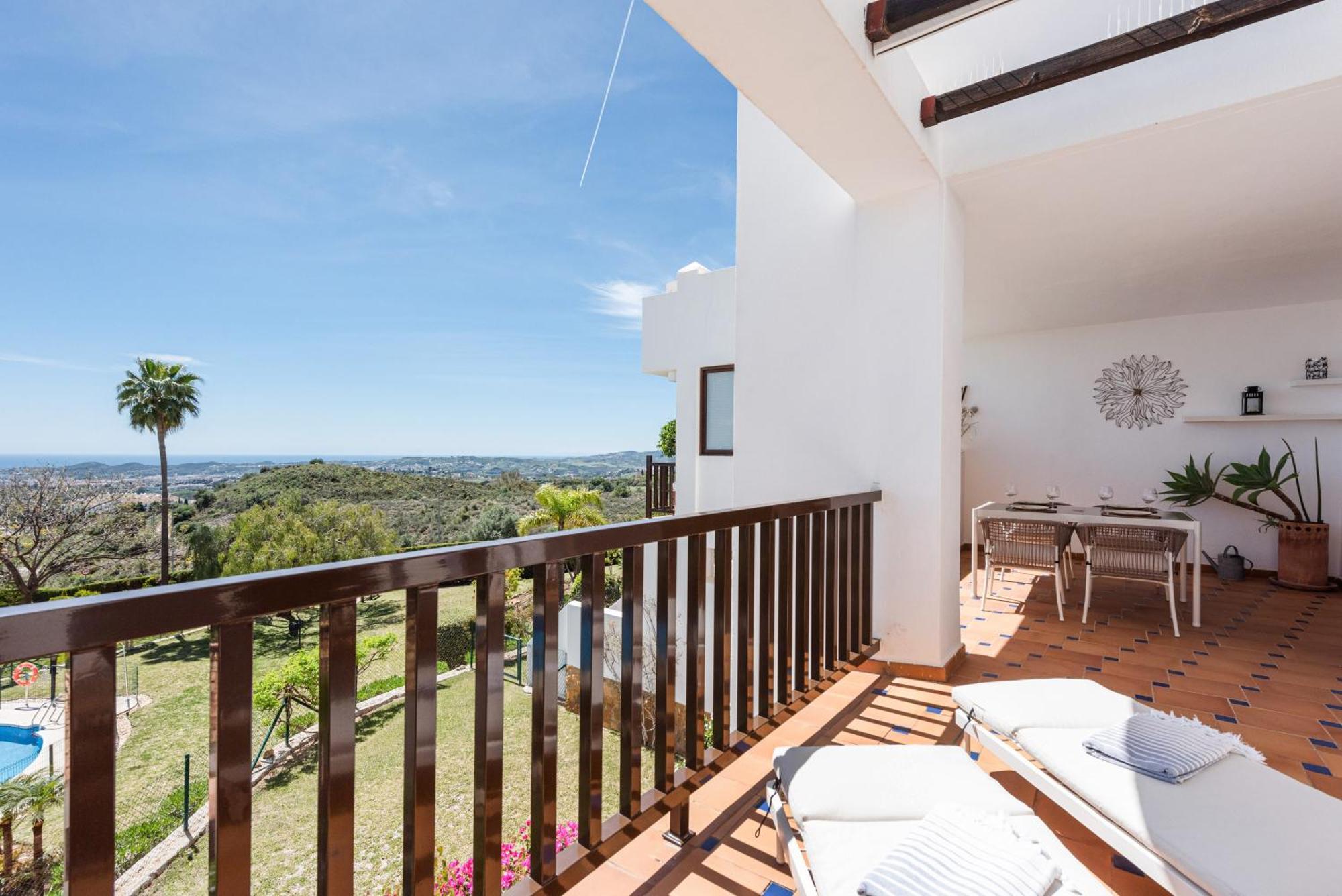 Incredible Apartment With Sea Views And Balcony Міхас Екстер'єр фото